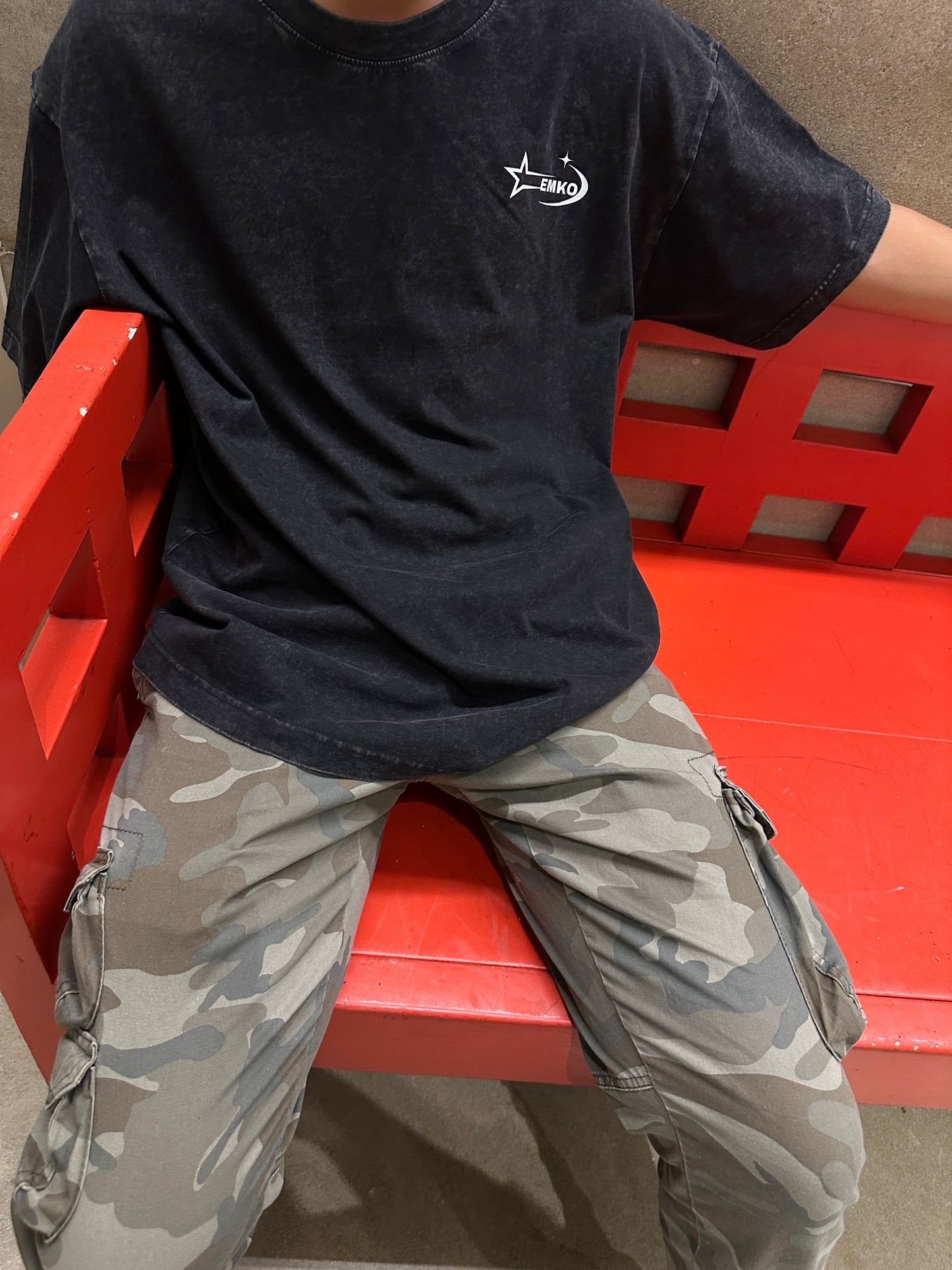 EMKO T-SHIRT